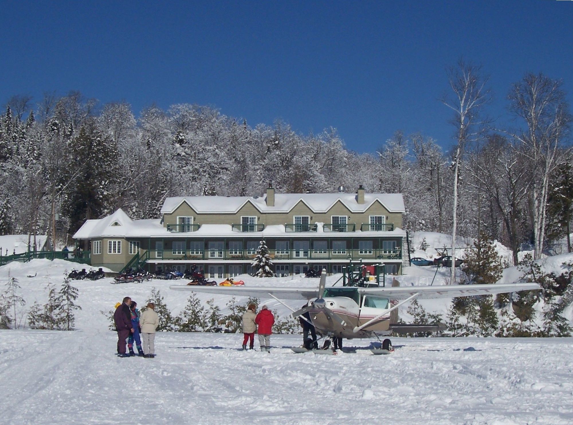 Pourvoirie Du Lac Blanc Saint-Alexis-des-Monts Luaran gambar